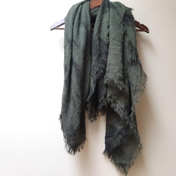 Zara Accessories - ZARA olive green oversized soft scarf